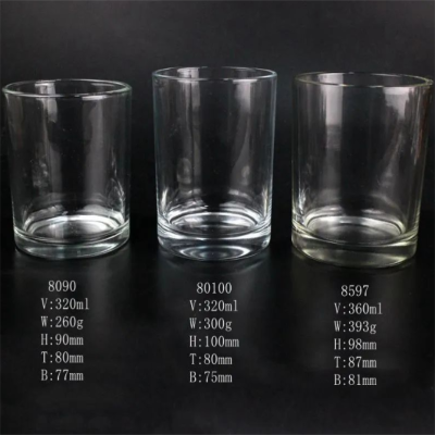 玻（bō）璃（lí）杯