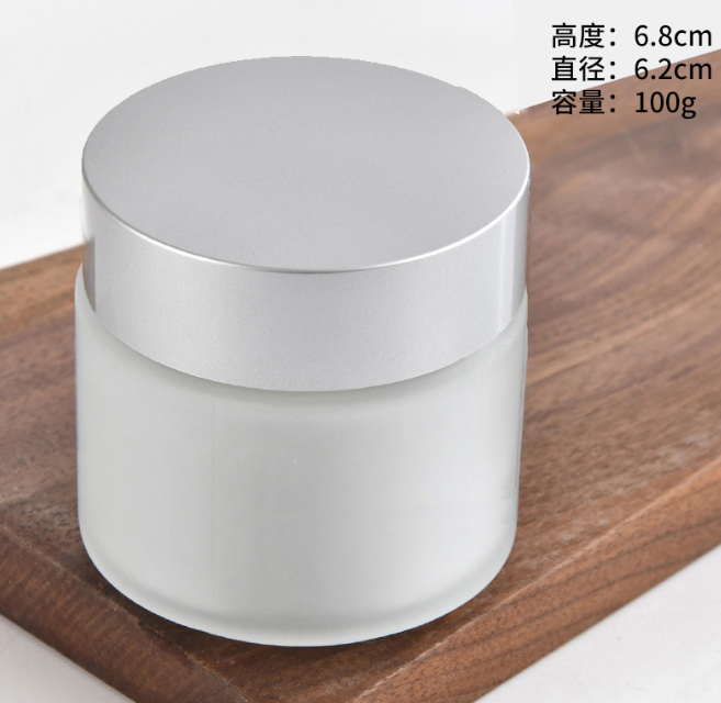 膏霜（shuāng）瓶（píng）